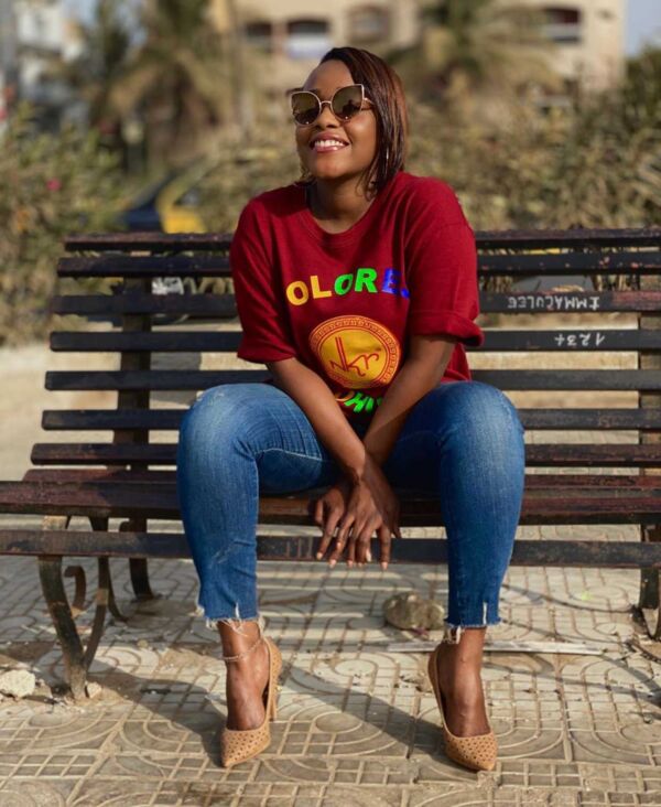 T-shirt colores rouge